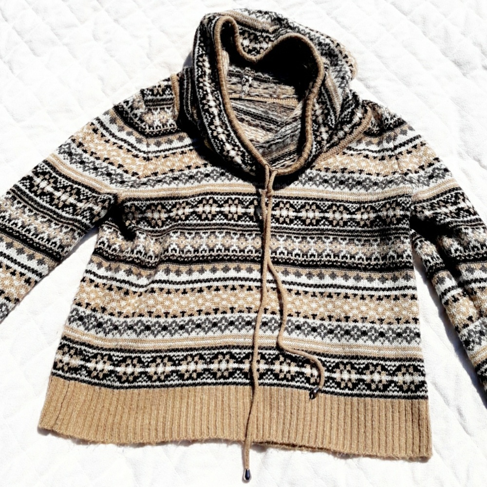 RELISTING🗣Earth-Toned Cowl Neck Sweater by Kensie